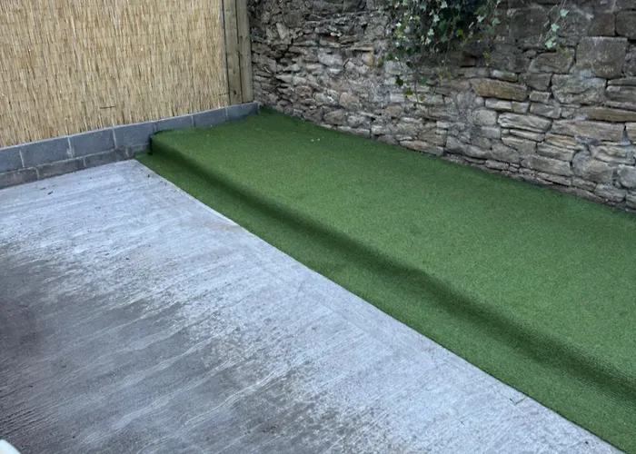 Nice House With Free Parking