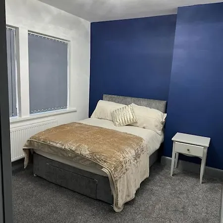Nice House With Free Parking Newcastle upon Tyne Exterior photo